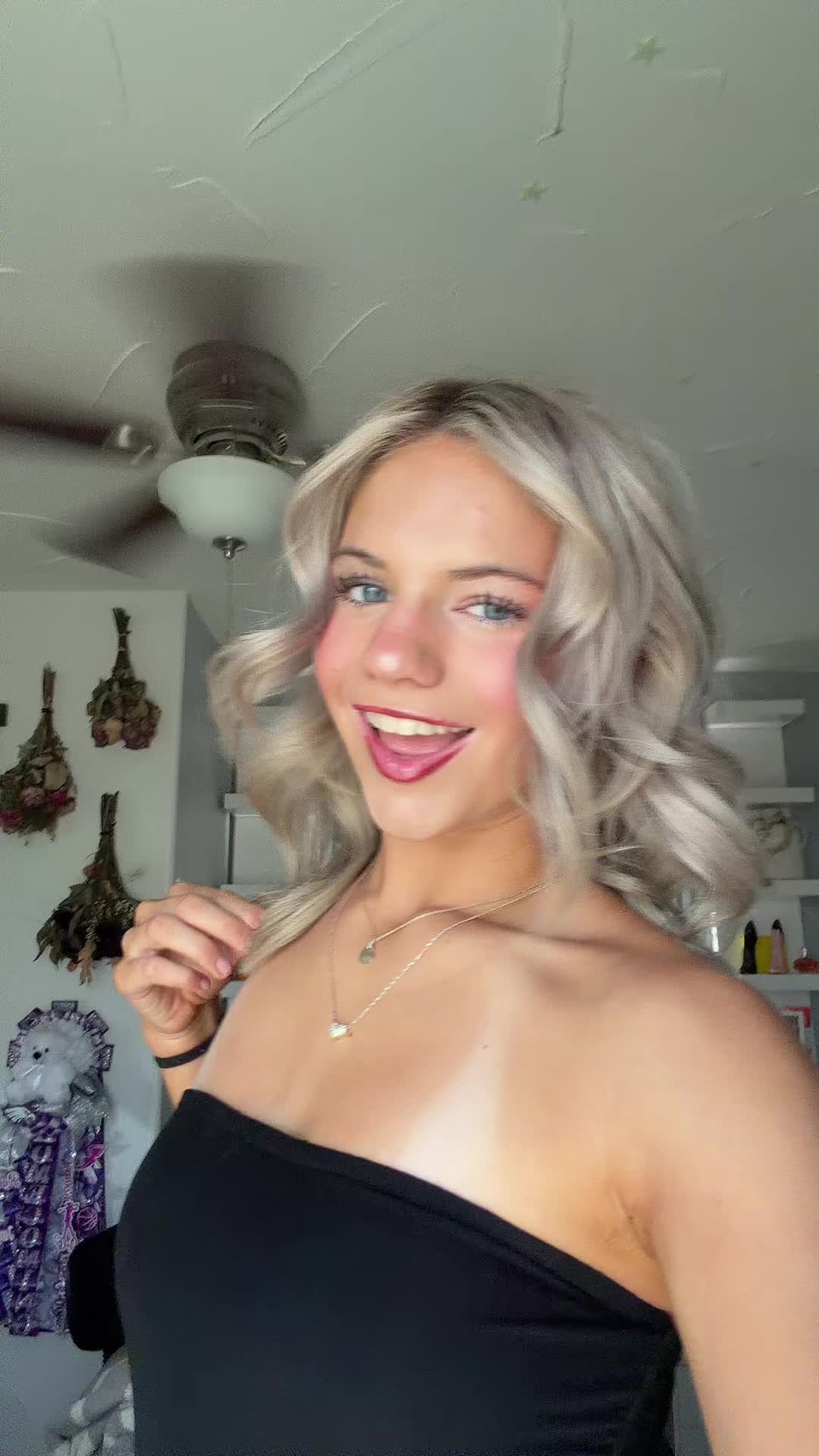 @🤫