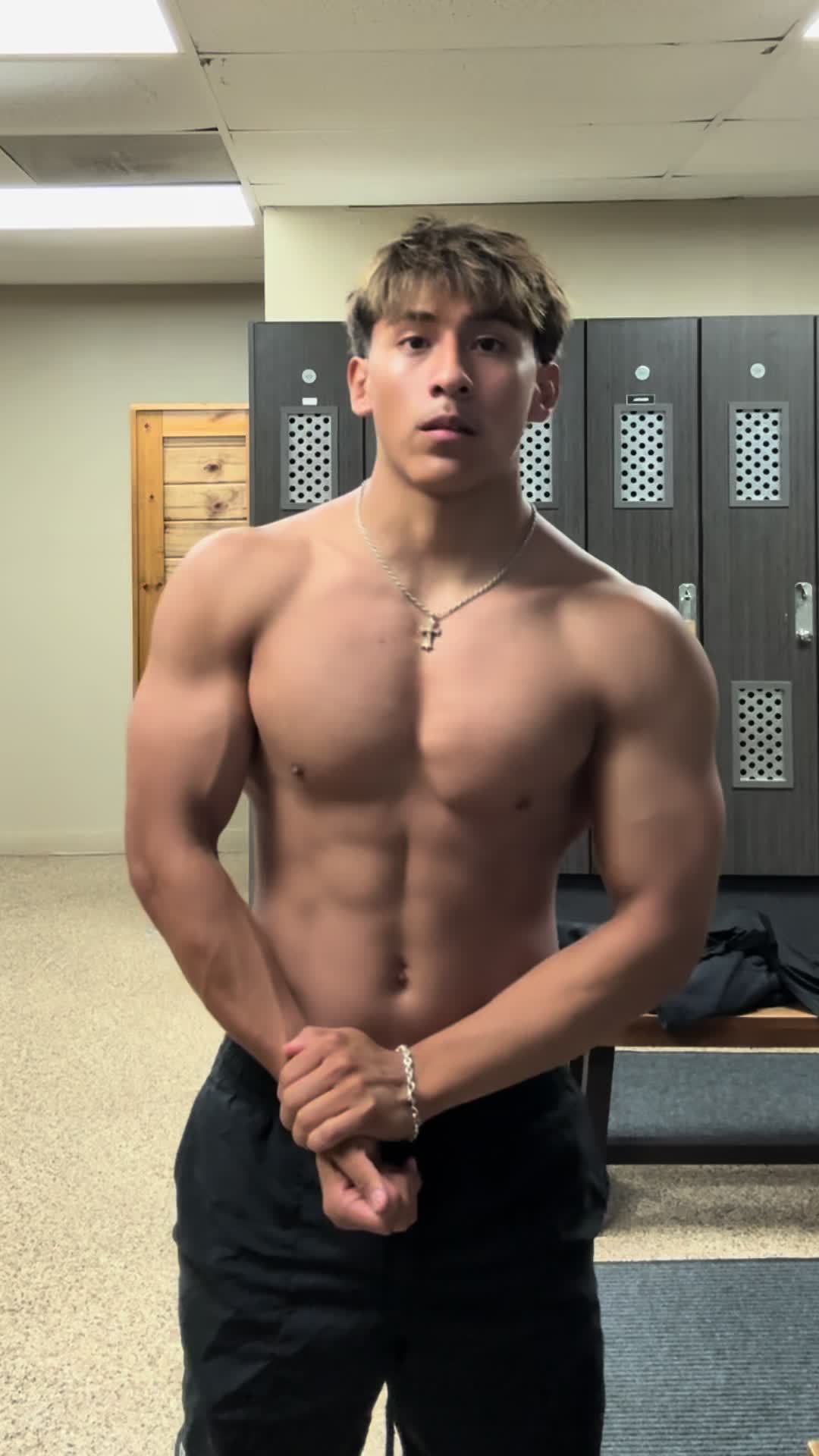 @D