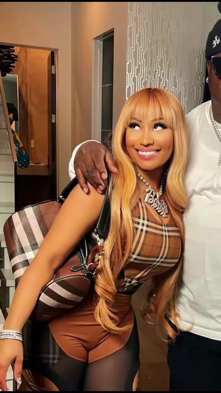 @Pinkfridayy2