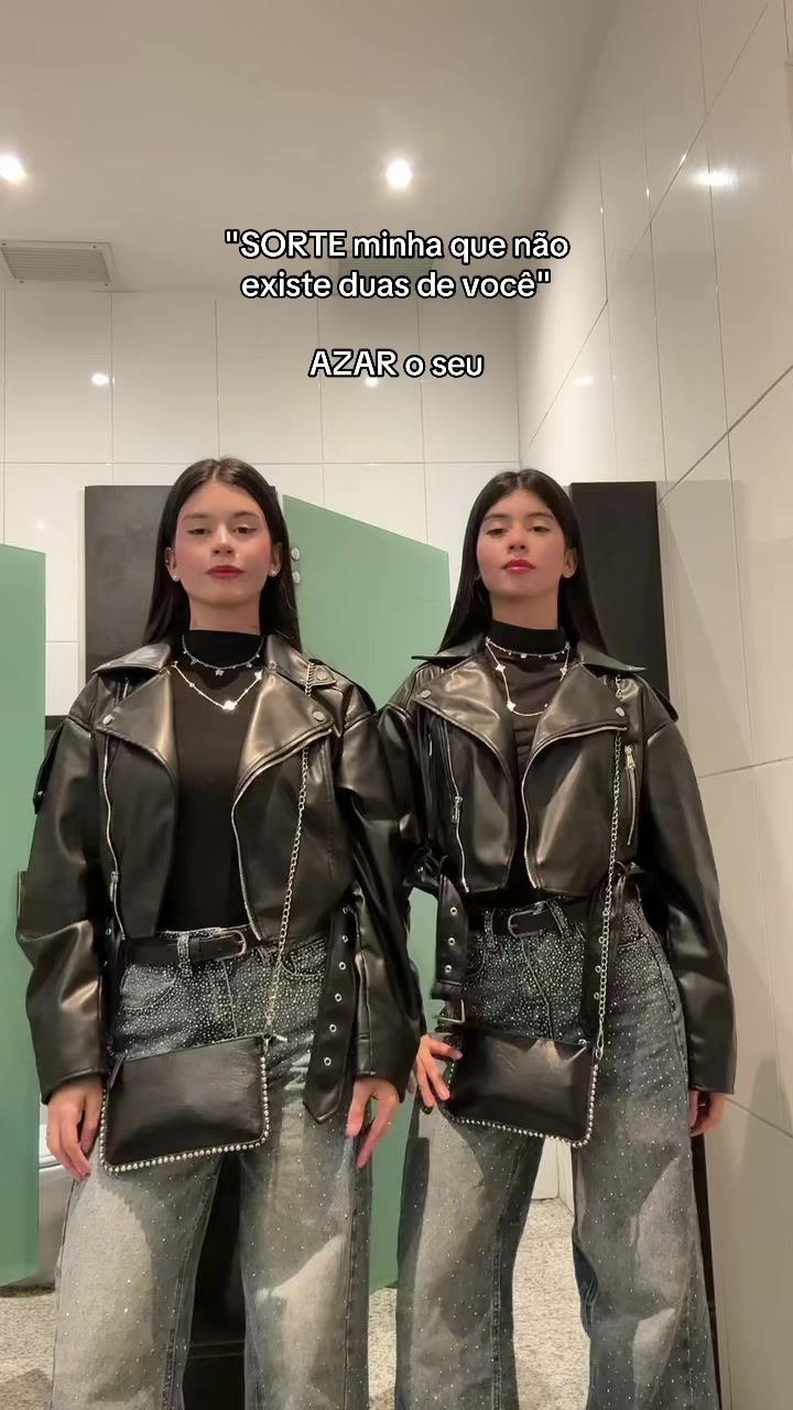 @thaís e agdha