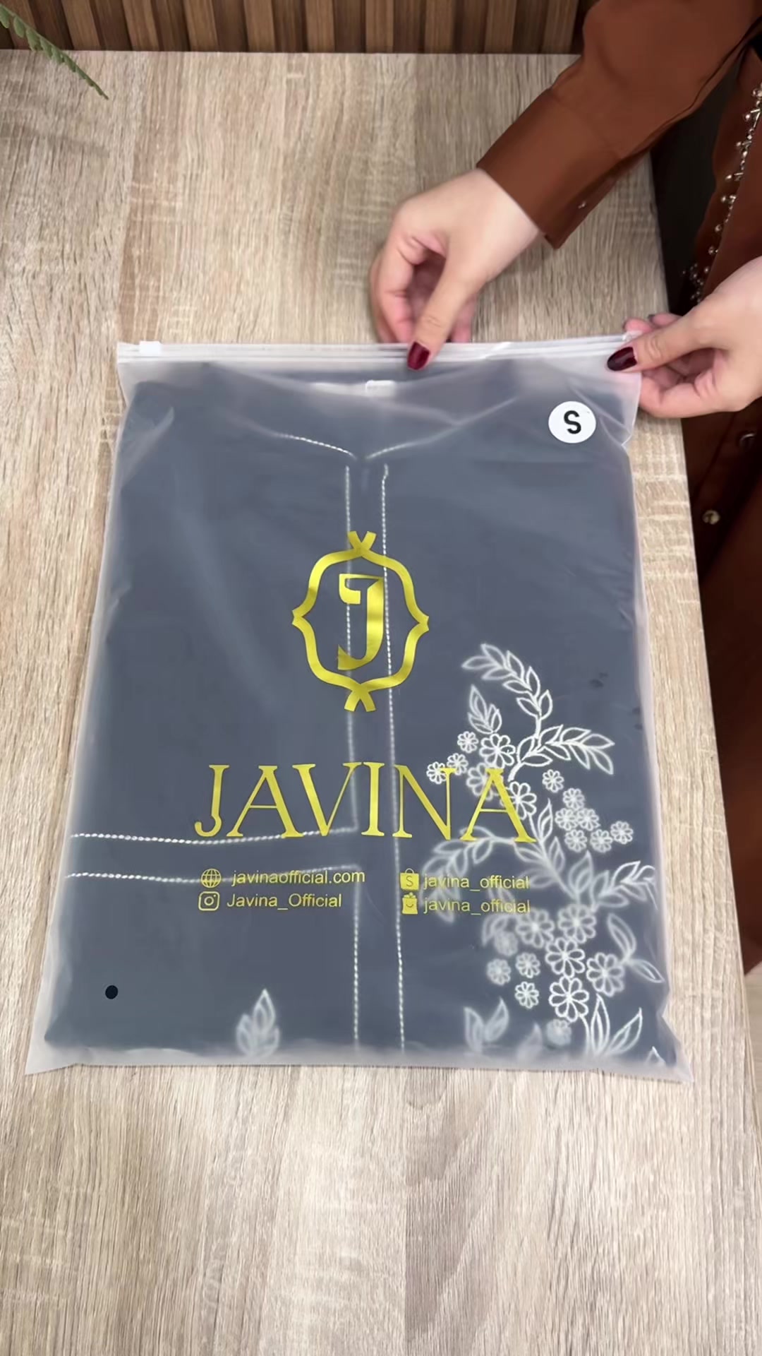 @Javina