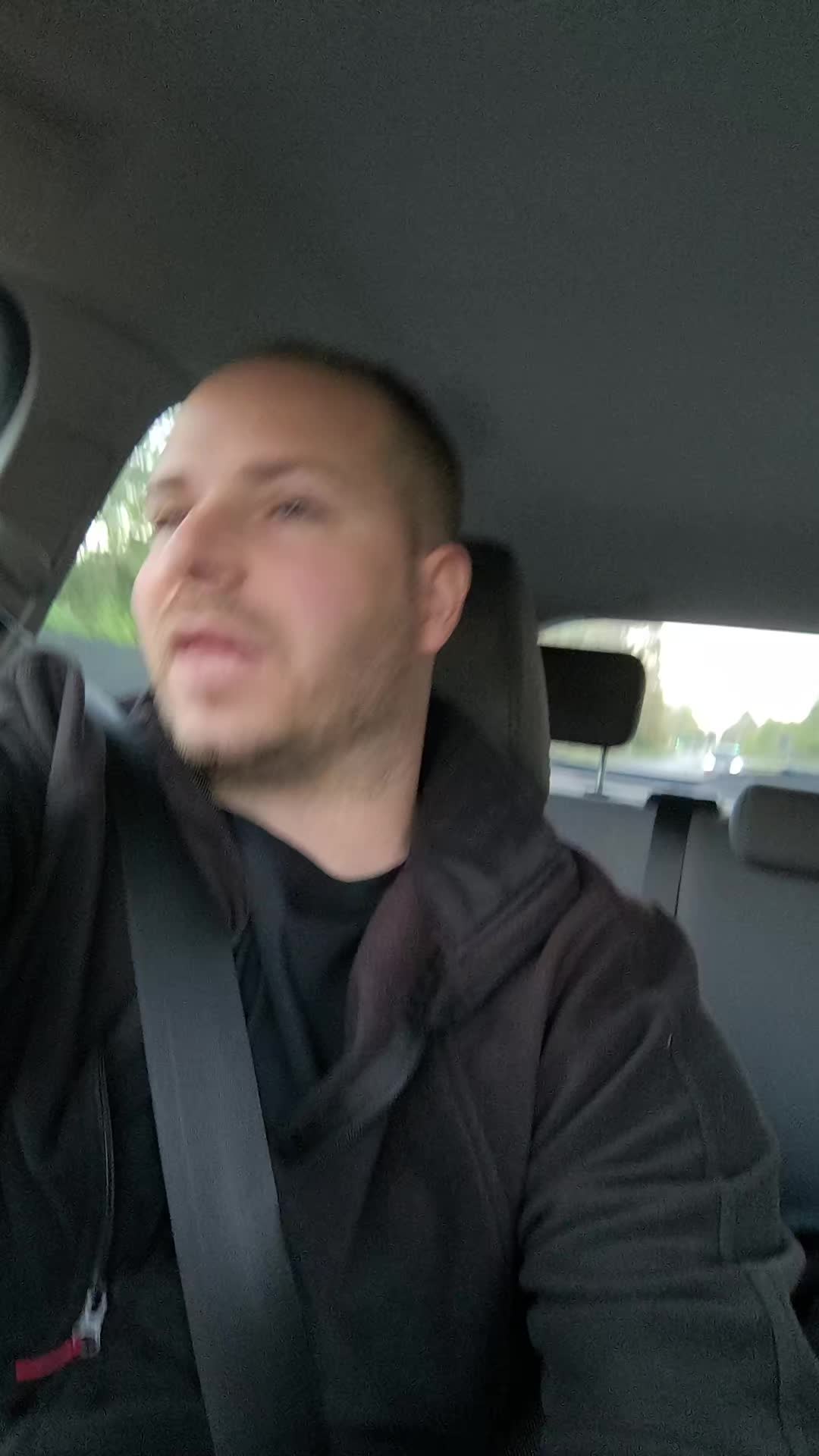 @L&auml;chel Einfach 😁