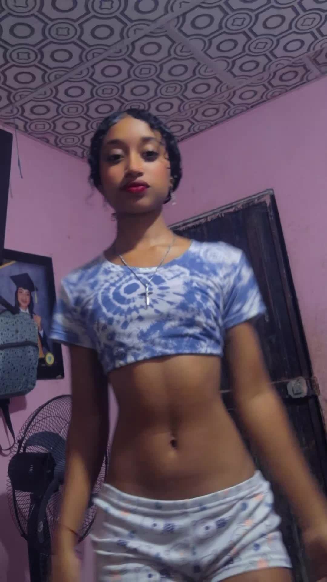 @🪼