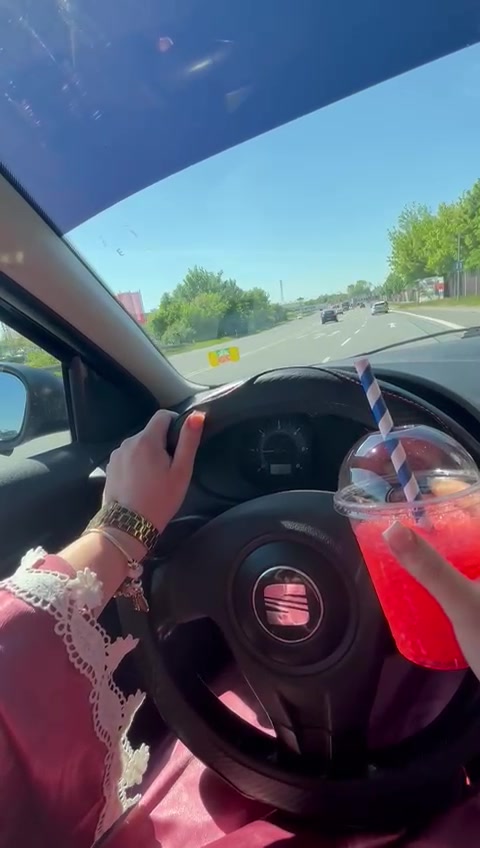 @sara_azbr
