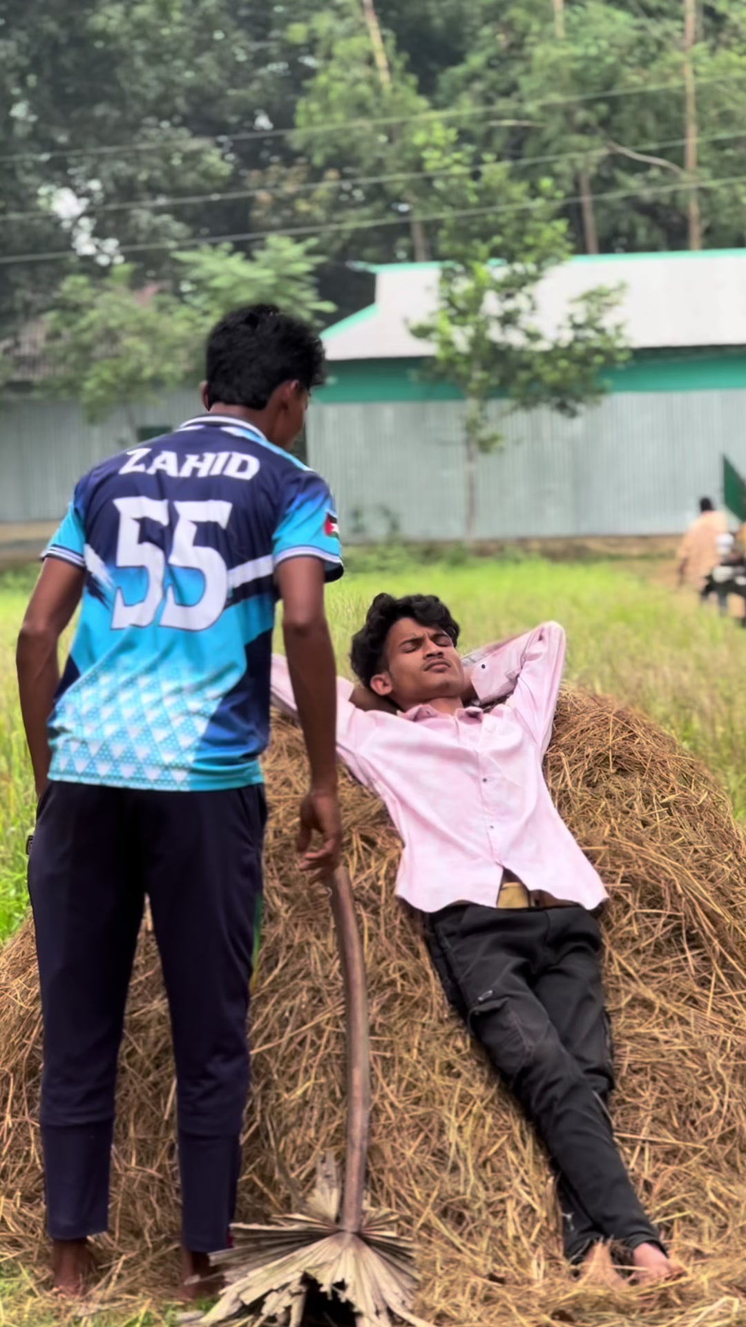 @Rajjak Official
