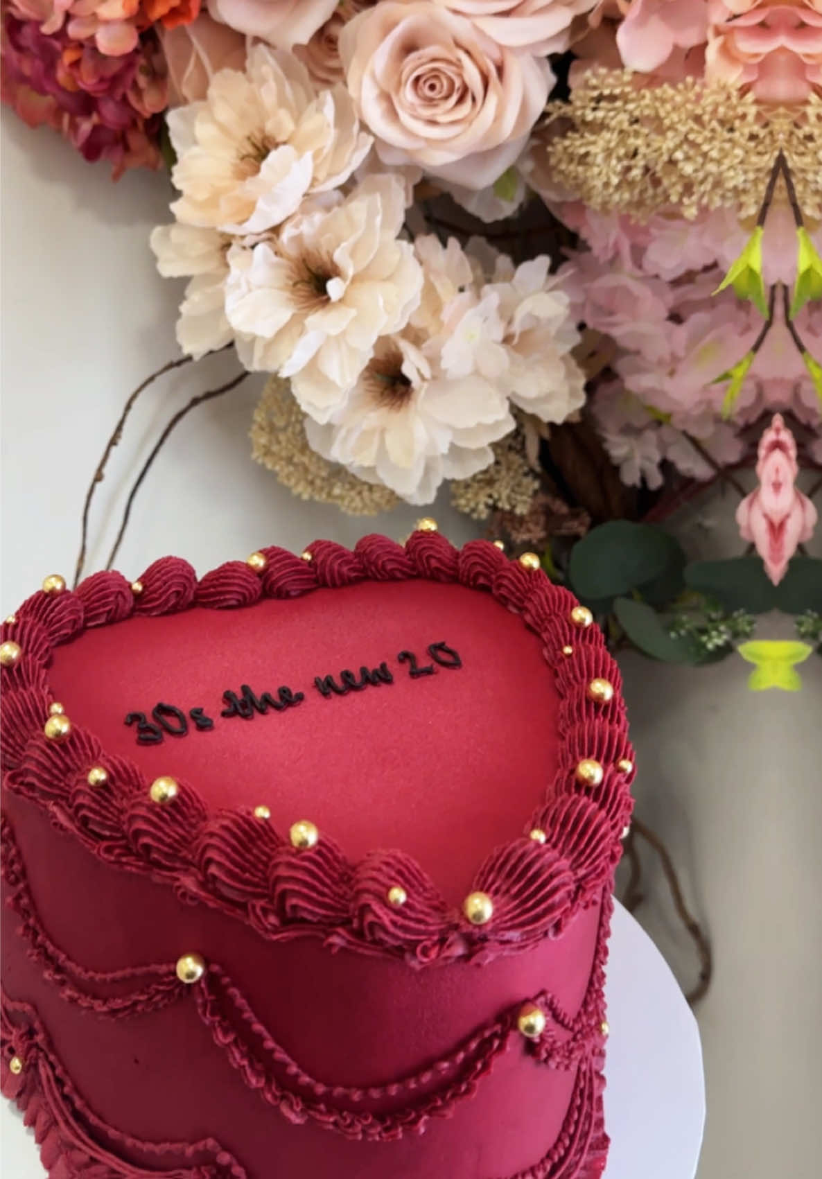 @devinetreatsbakery