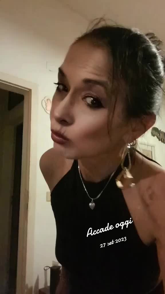 @Angy 🌟💙🩷🩵🖤🌟