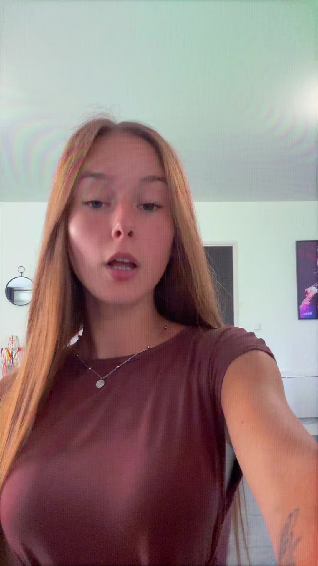 @𝐠𝐰𝐞𝐞🧸