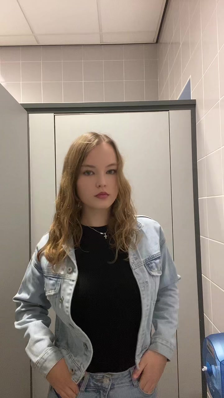@Ash💕