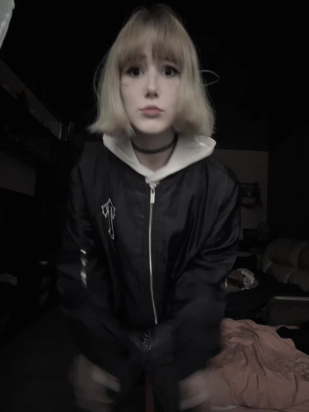 @kriskaa