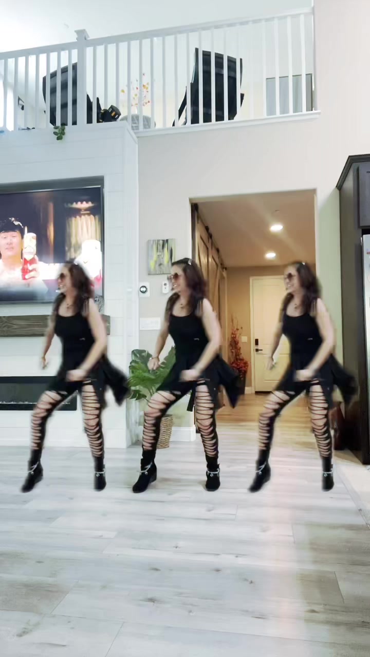 @Pearl Sweaxy