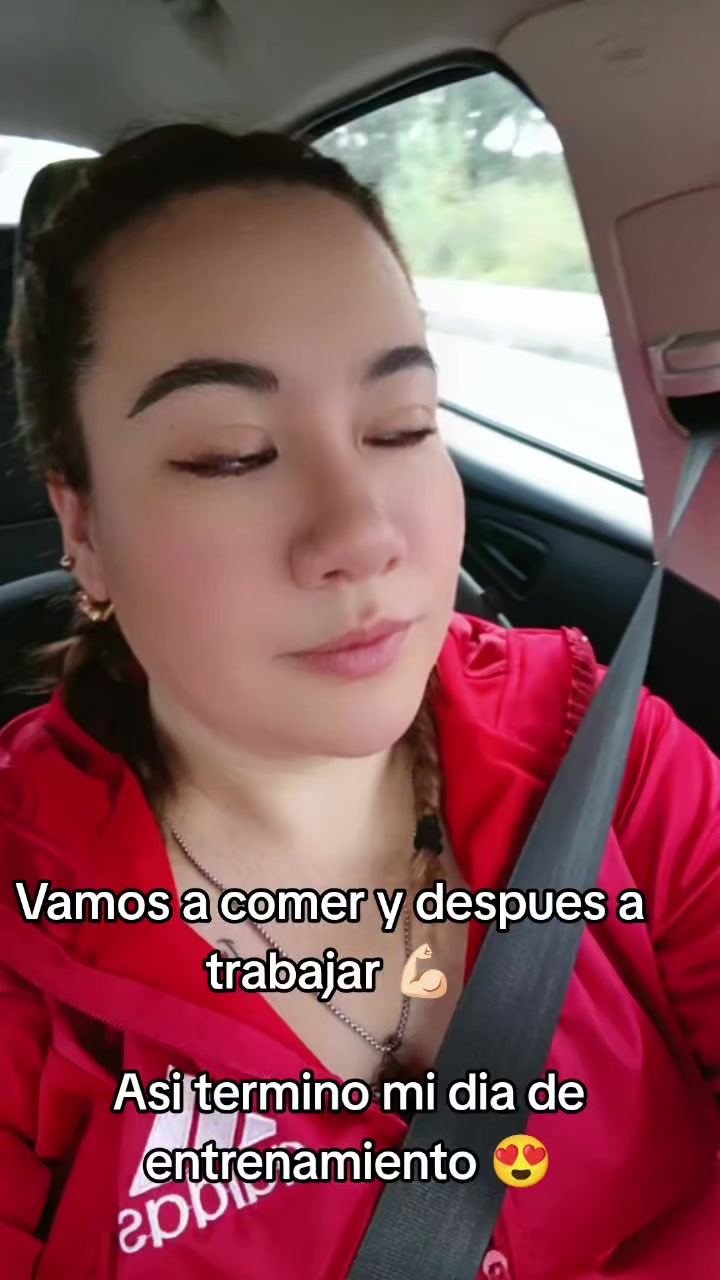 @Leya Ana Sámano