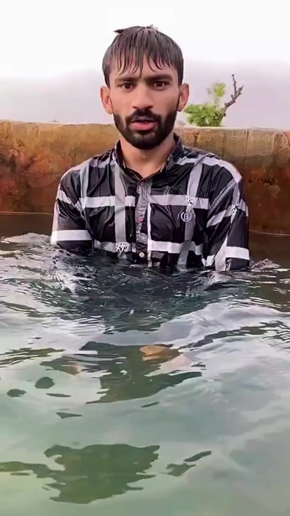 @NAWAB UmAiR Ali 😏