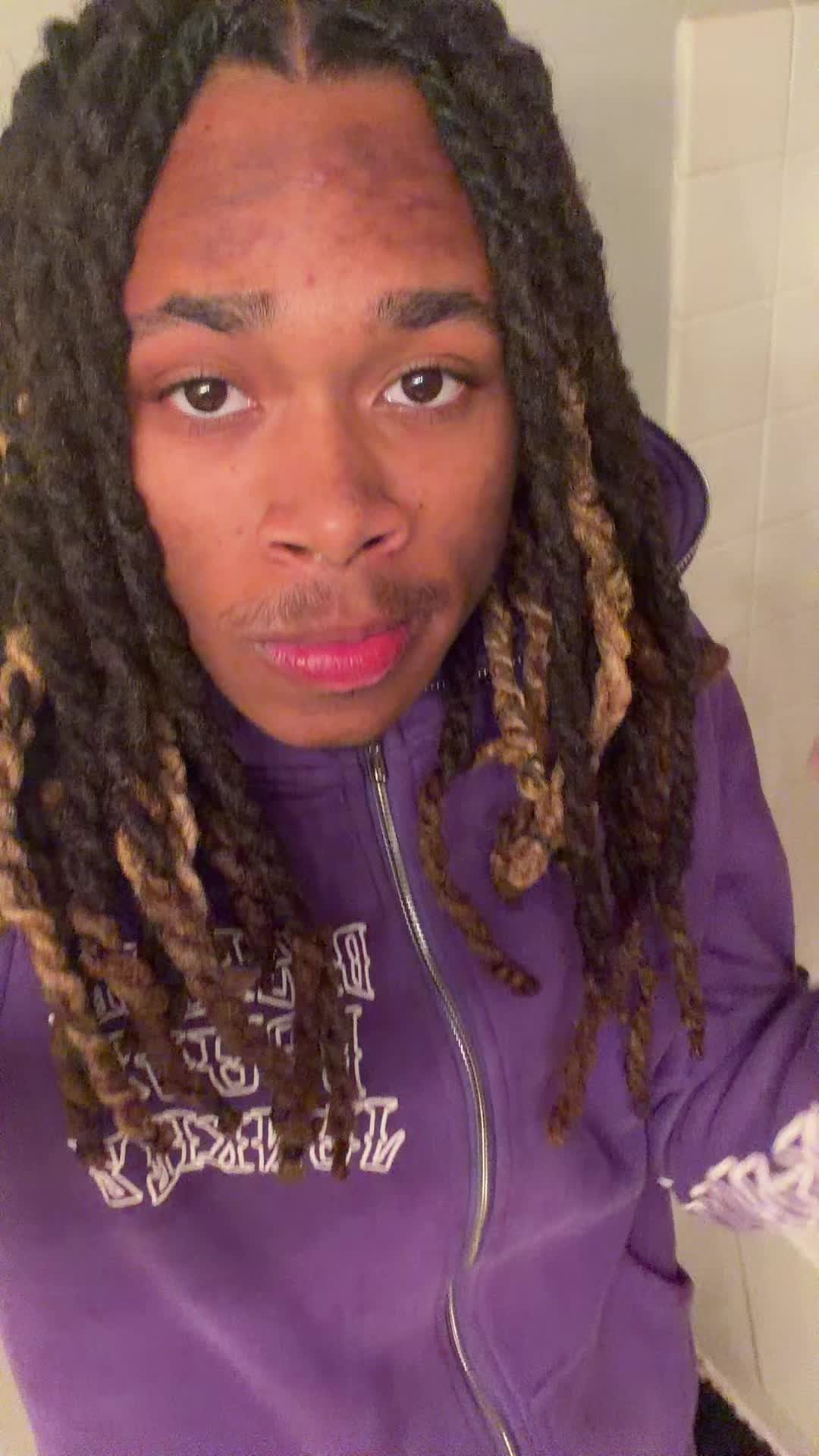 @Dee🔥🦁