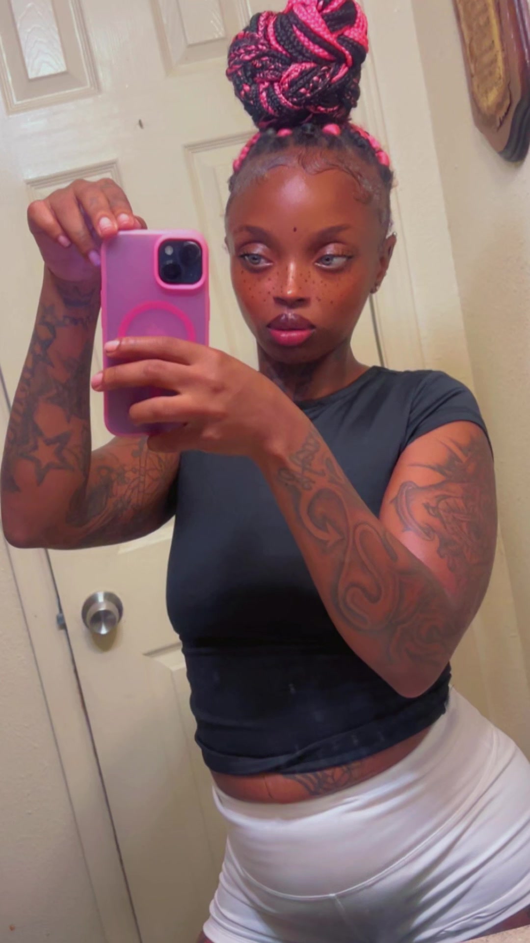 @PR3TTYFACE_DEE