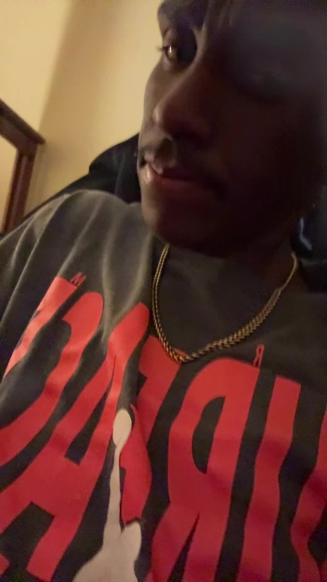 @🤴MrKingTaki27👑