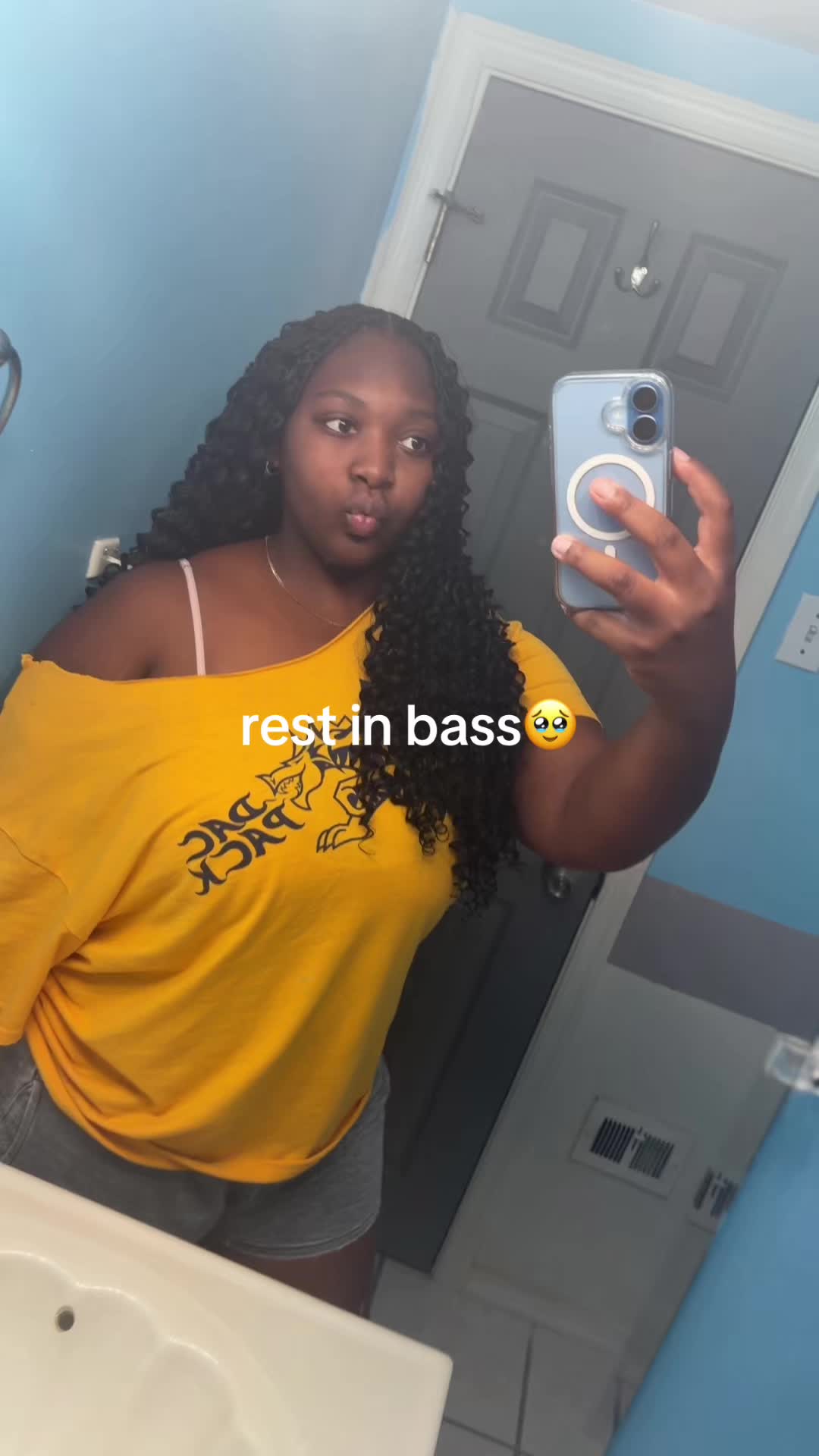 @️