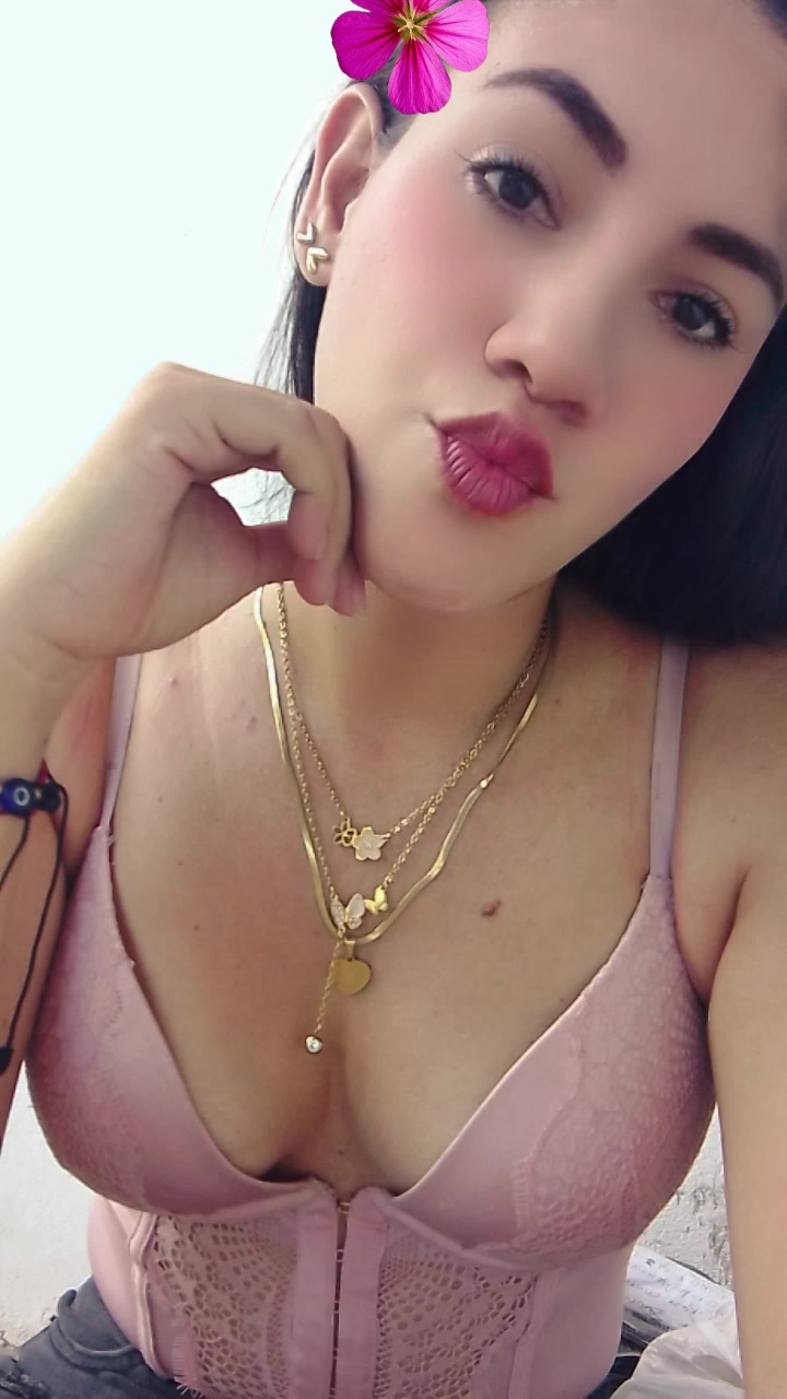 @Sara Andreina