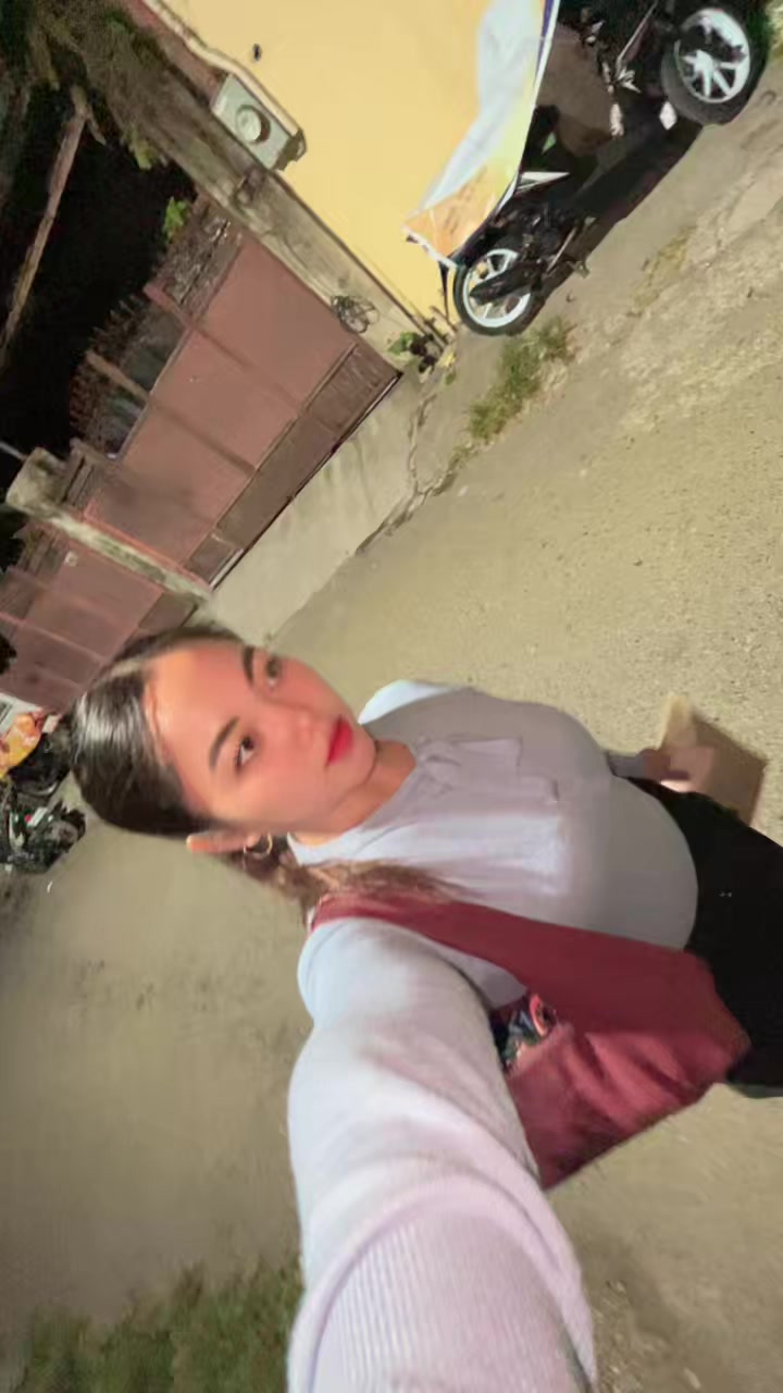 @Jlayyy
