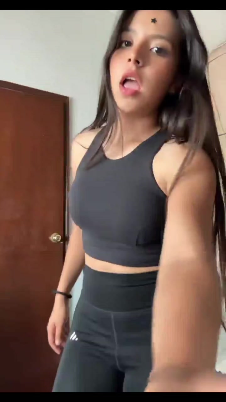 @Danna_flores_10