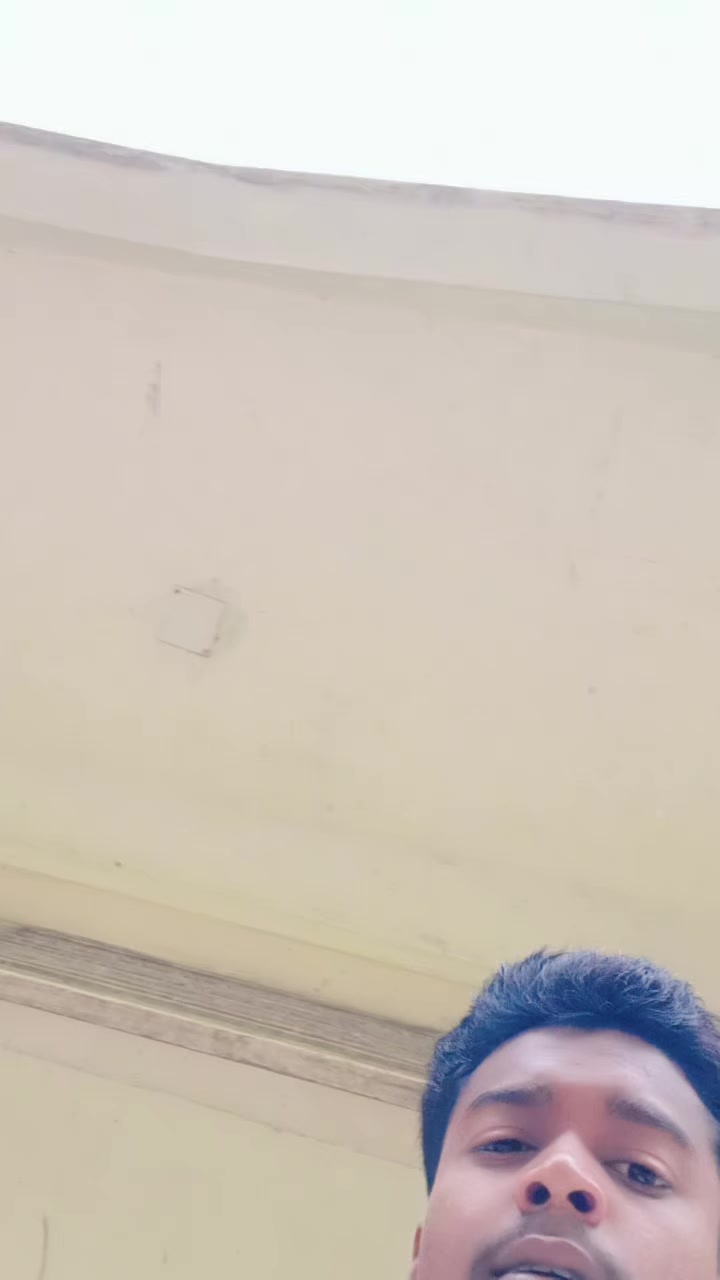 @E 🚩 ★~★