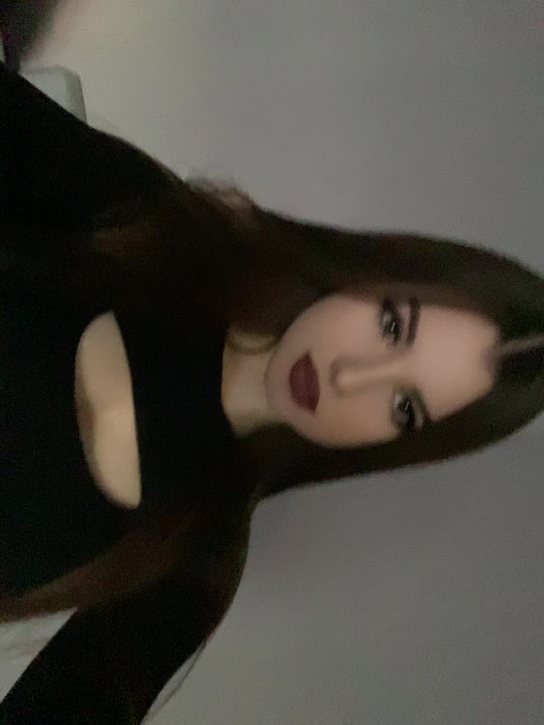 @госпожа