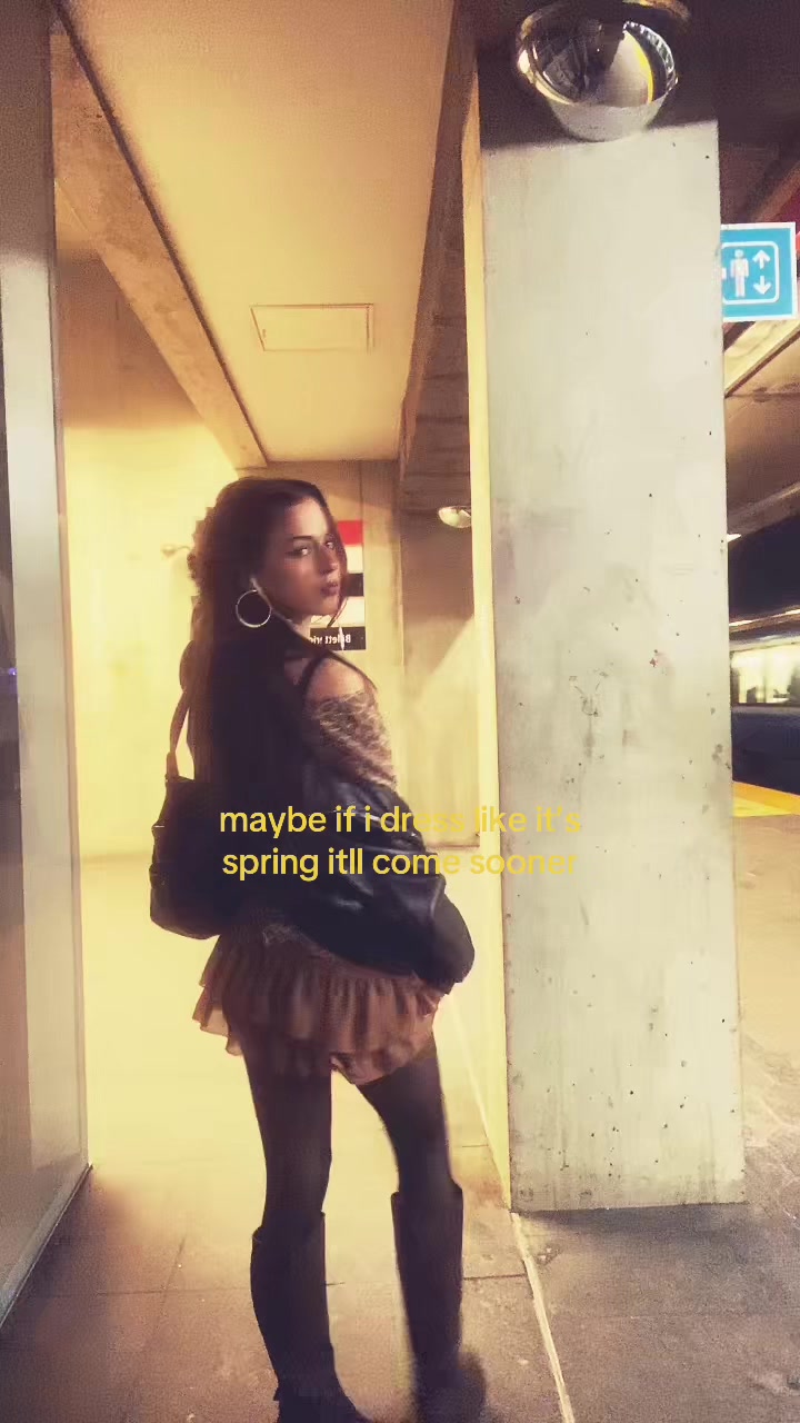 @️