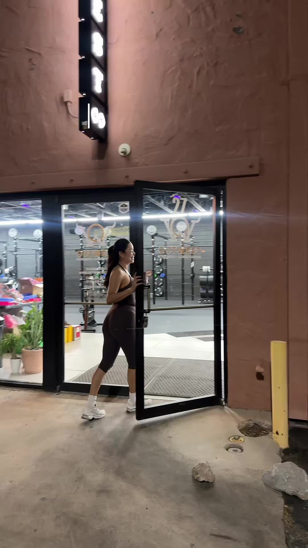 @Cynthia Urrietaa