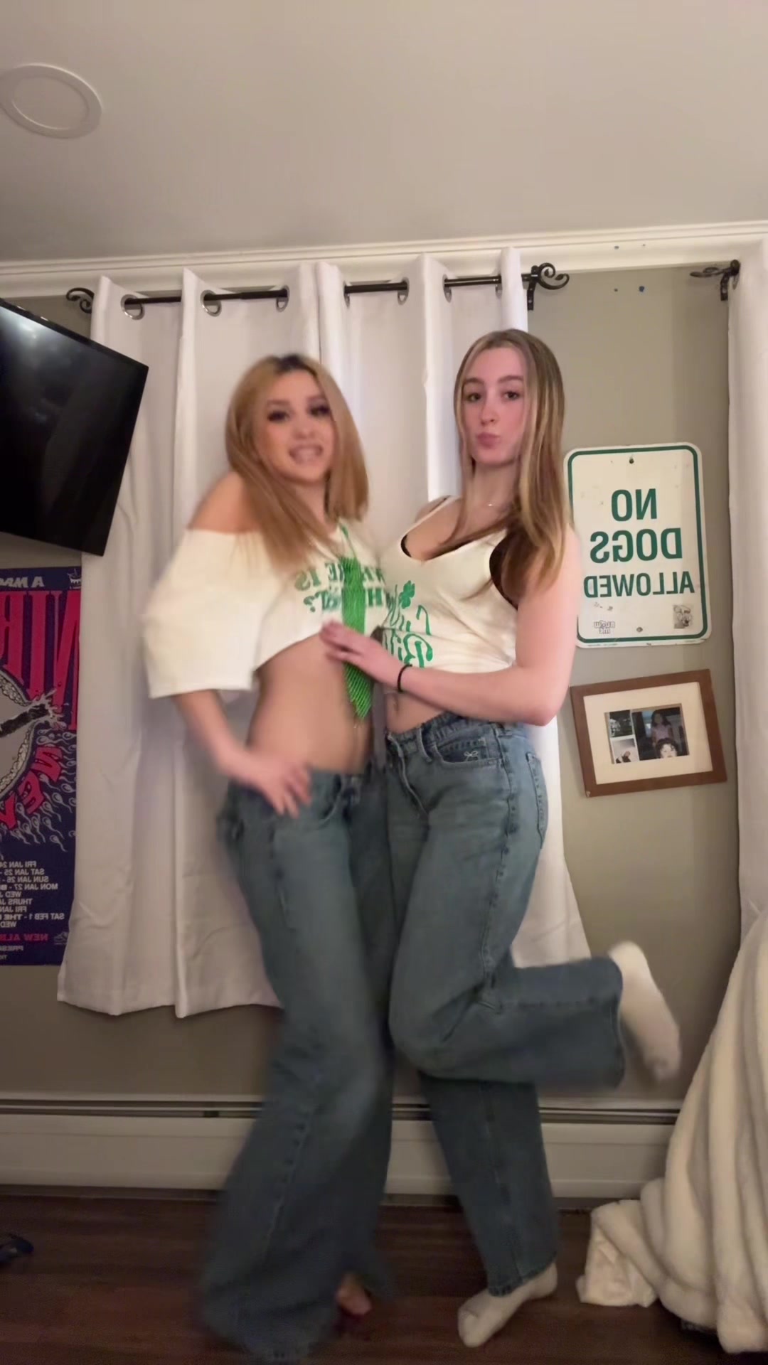 @…