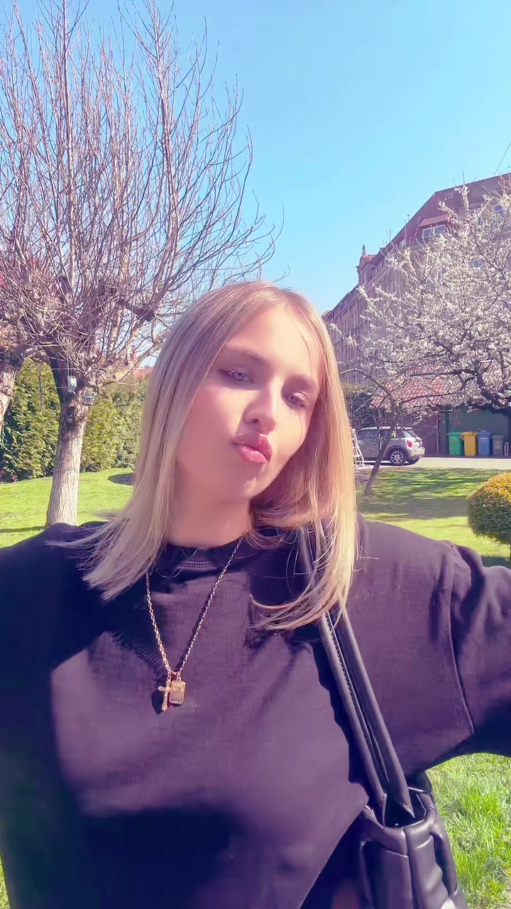 @liv