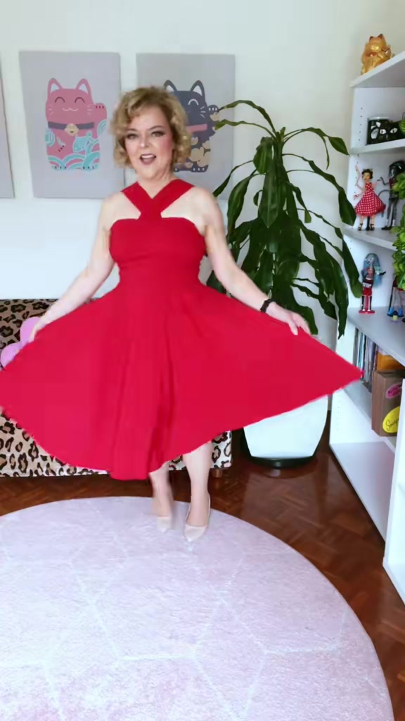 @Kitty Deluxe