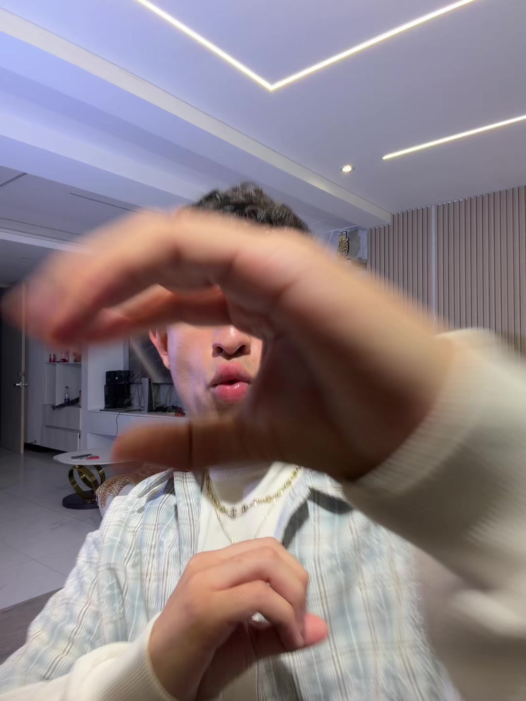 @𝑆𝑡𝑖𝑤𝑖🦂.