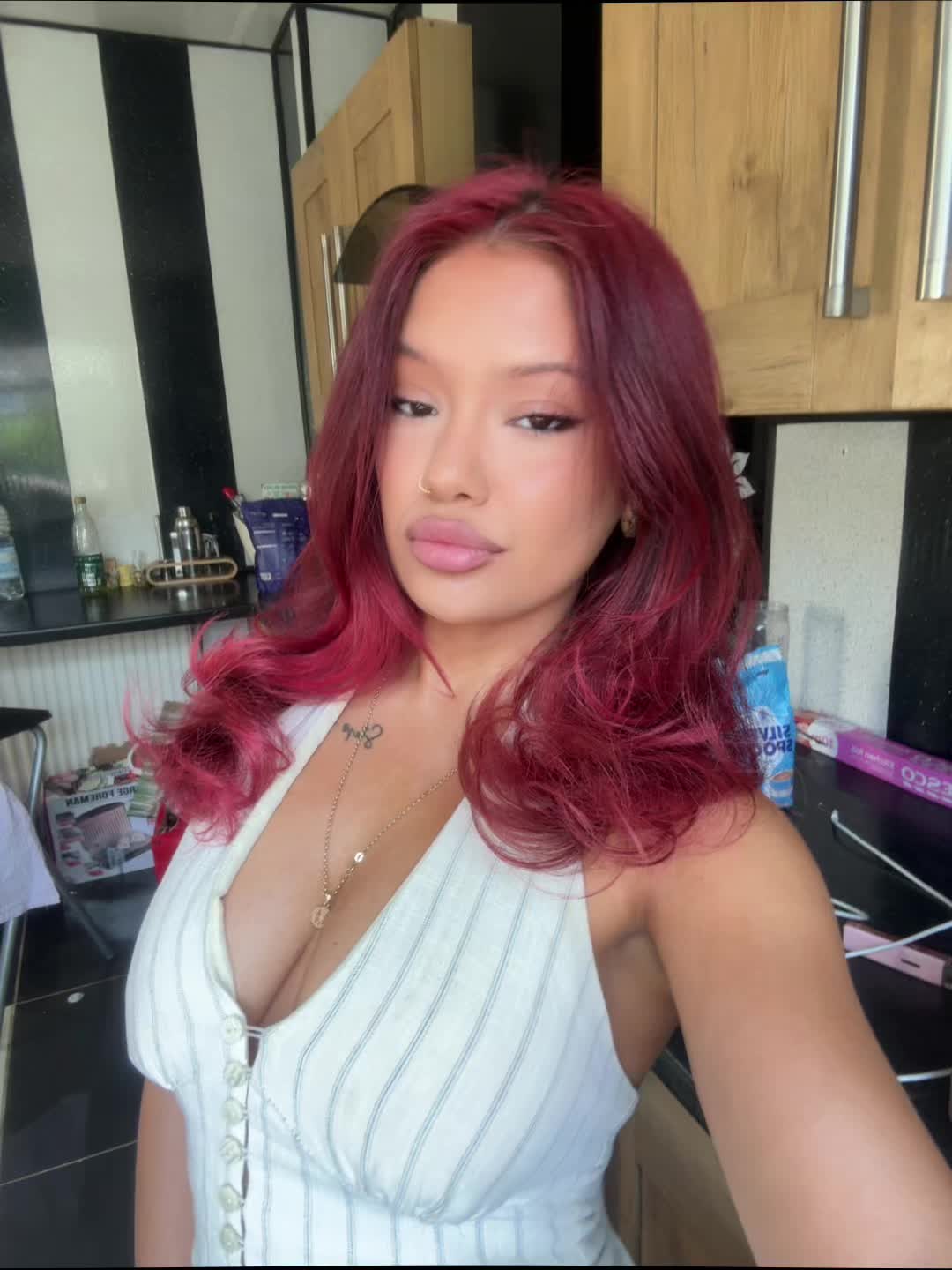 @Larisa