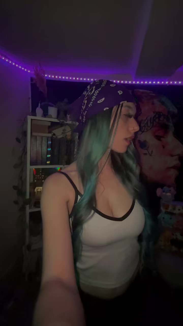 @Sammy💚💜
