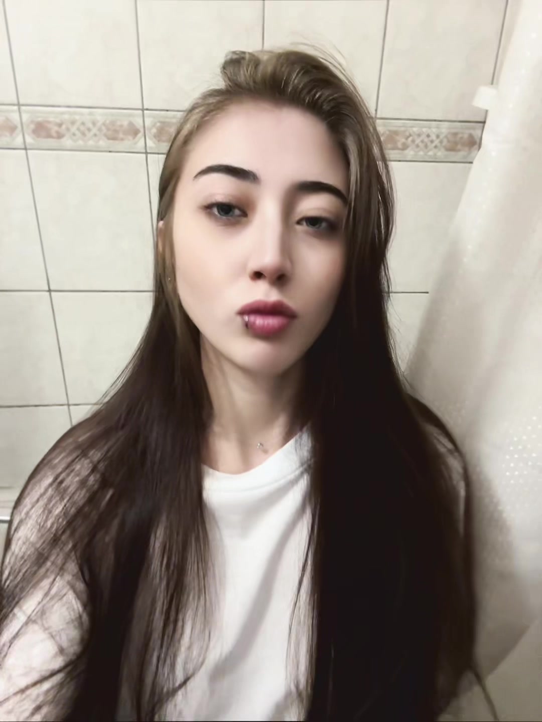 @лилит
