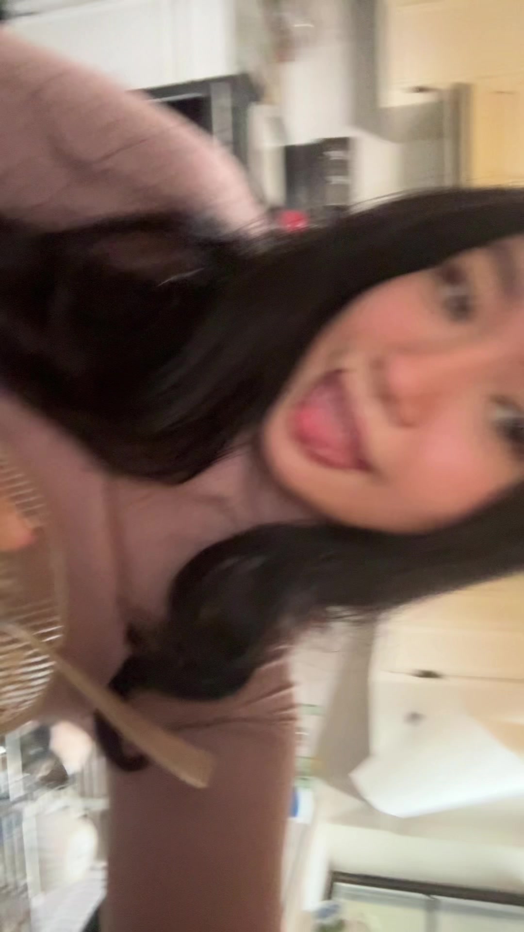 @️