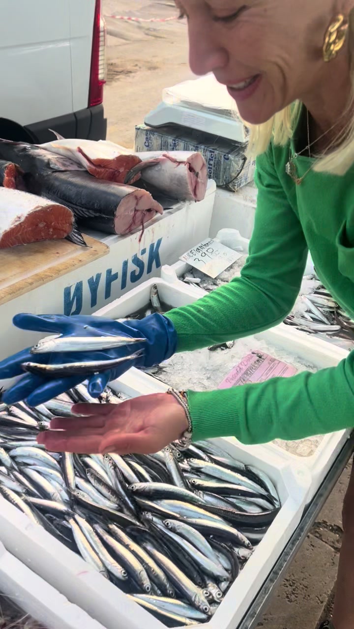 @IlpescediDora e&rsquo; frisc e tuost