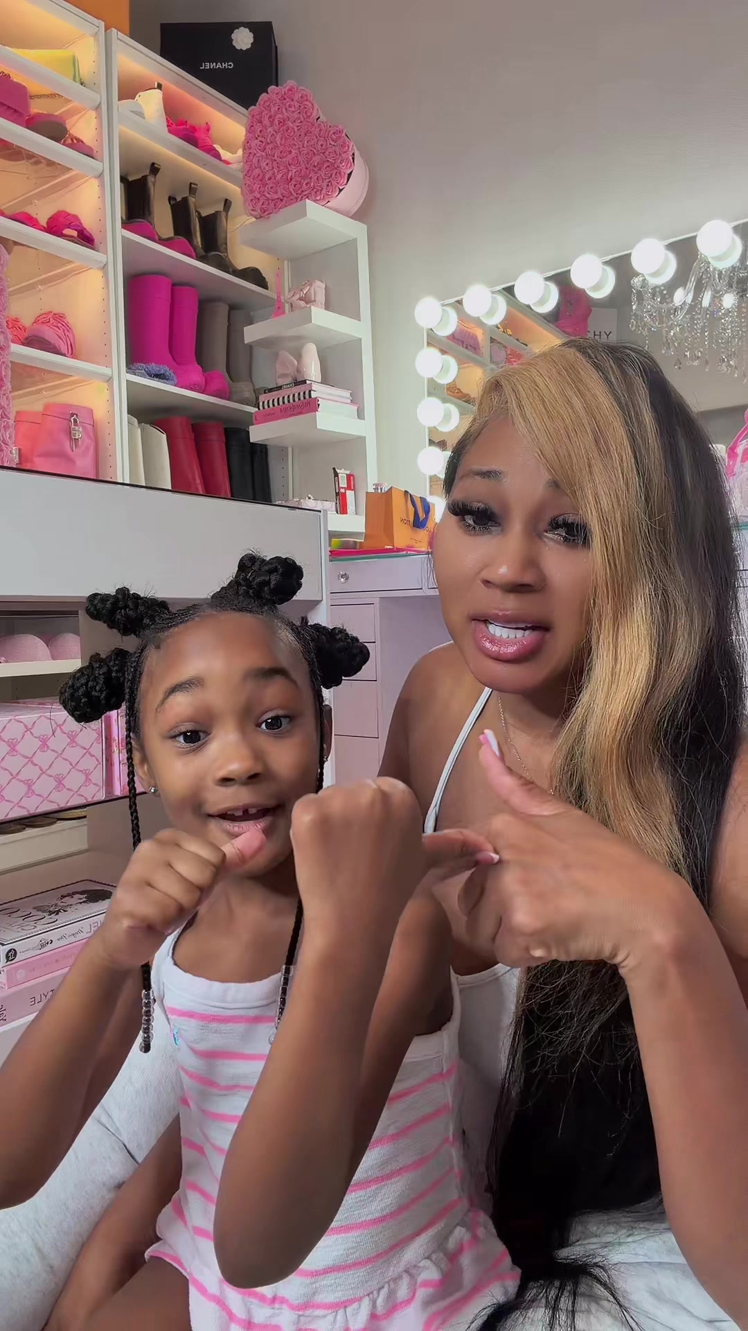 @YouTube: Marisa Sherrell🎀