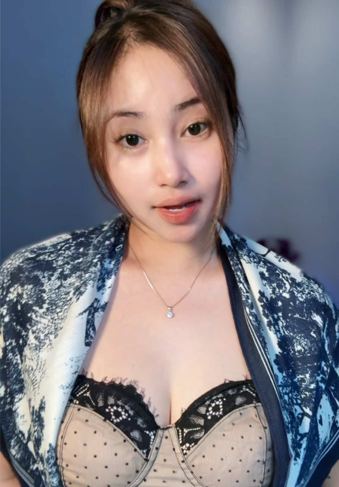 @Ly