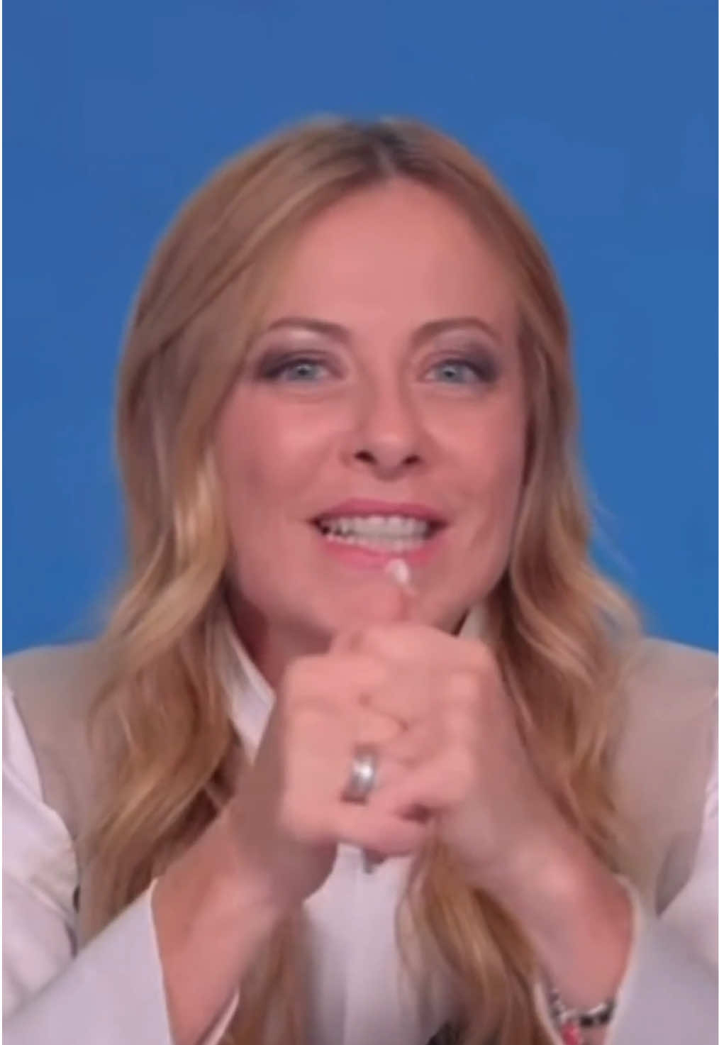 @Giorgia Meloni