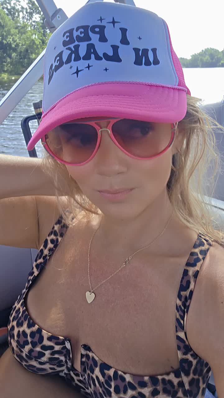 @Nicci G