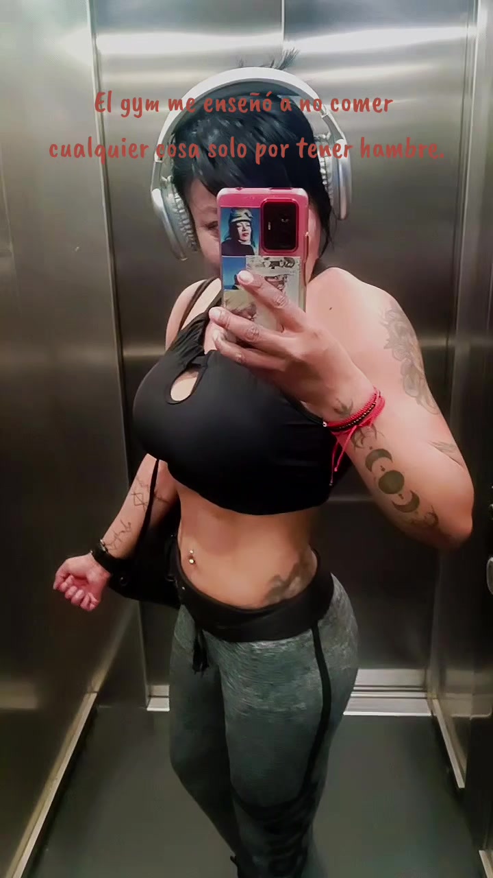 @Loba_de_la_montaña