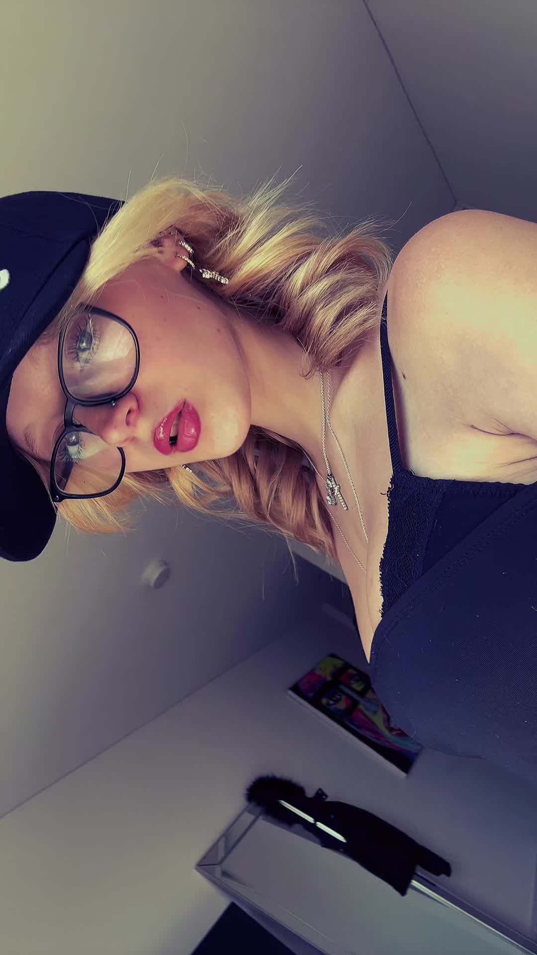 @Drbigtits