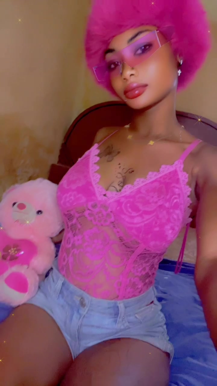 @Miss jolie💕😍