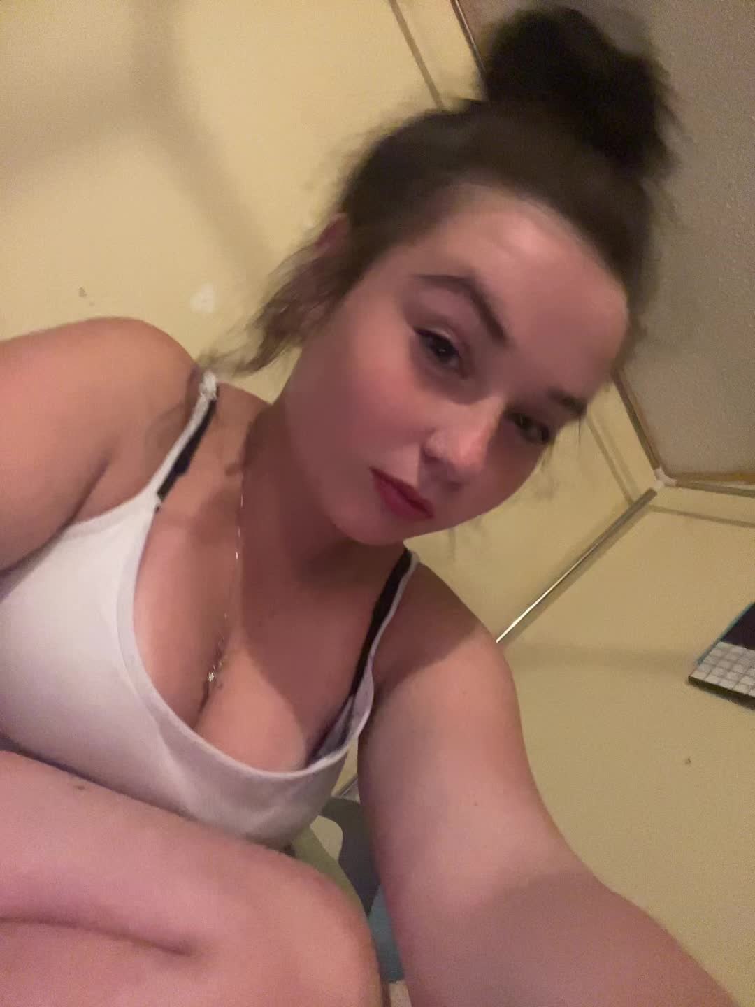@ℳ𝒶𝒹𝒾𝓈ℴ𝓃 💋