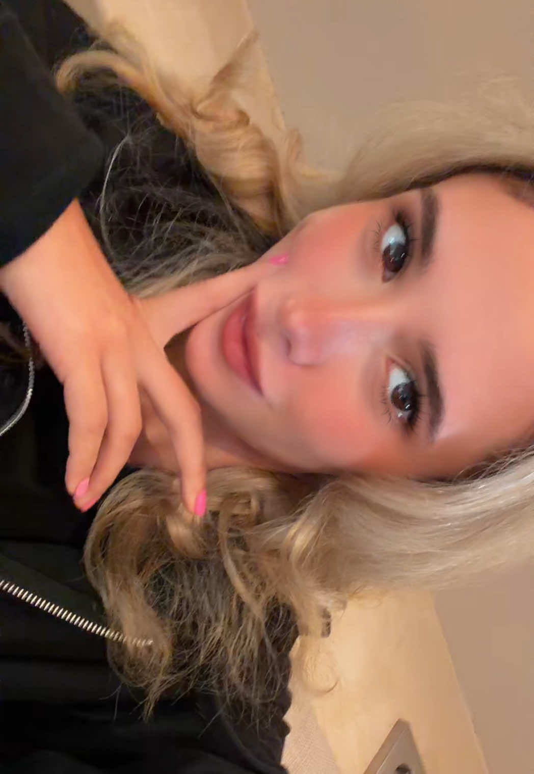 @Iz