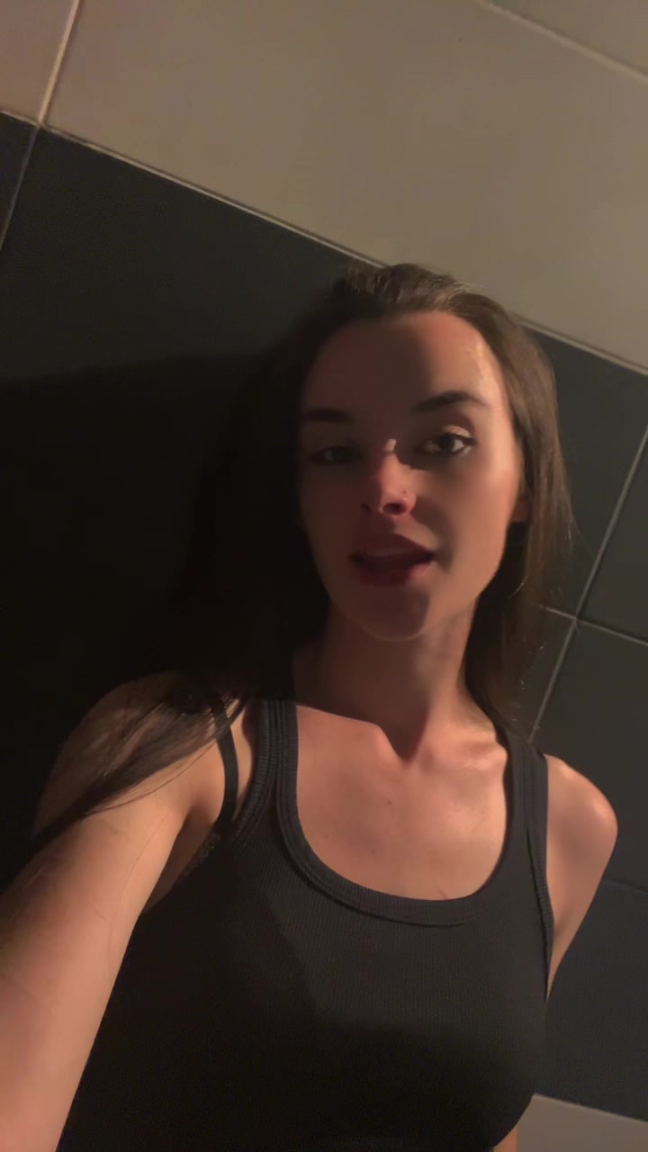@ophelie101125