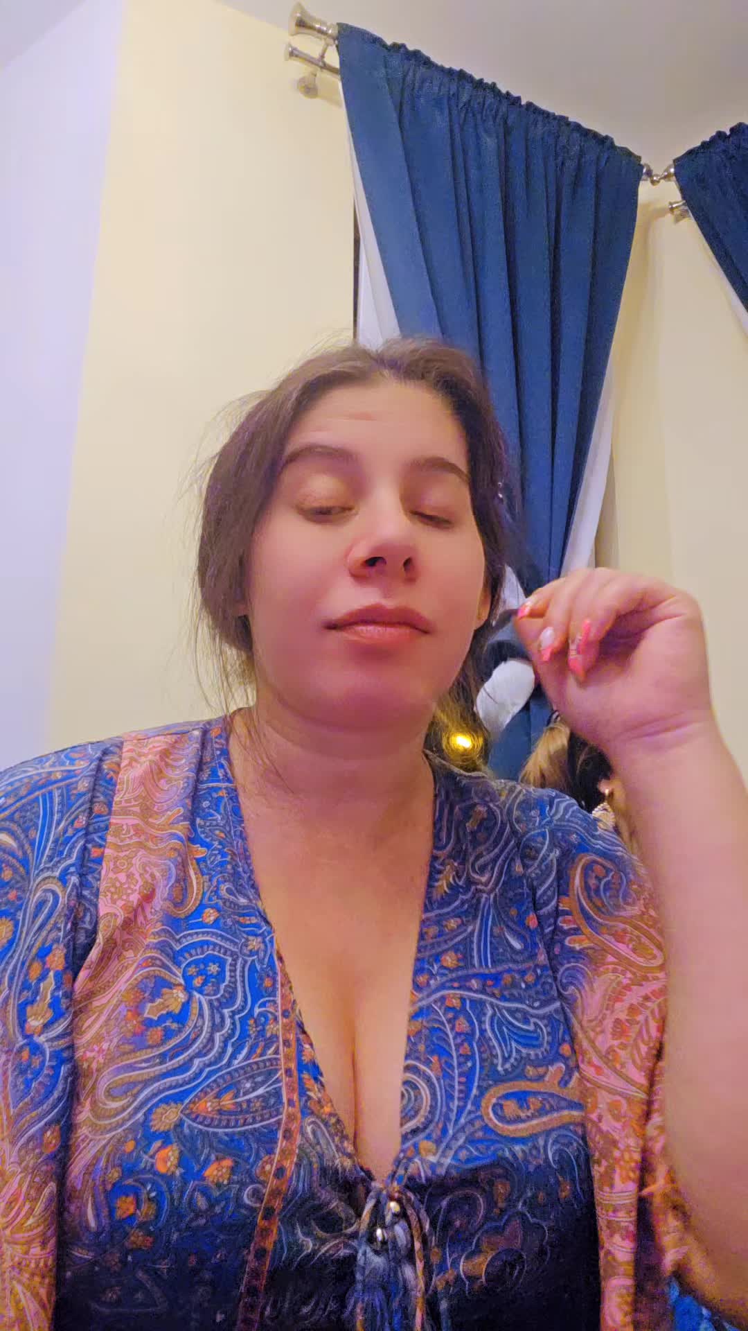 @lolalory25