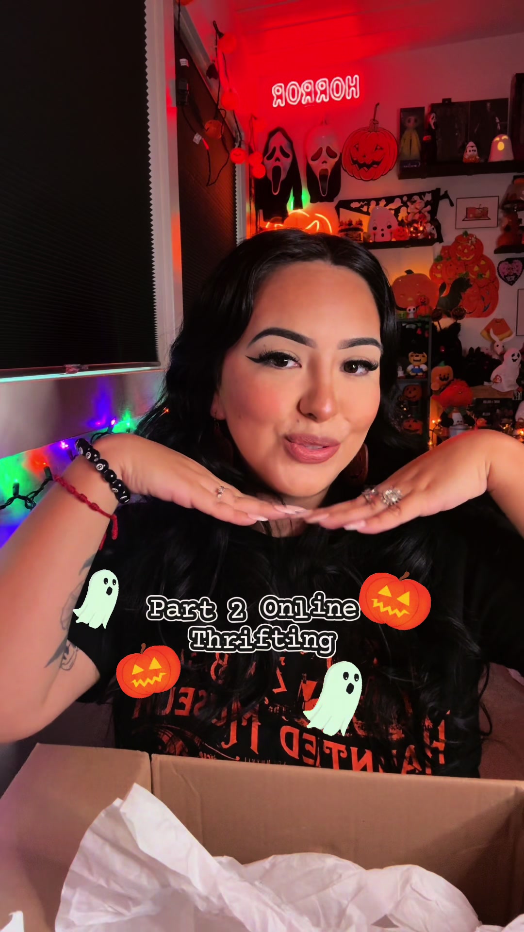 @Valeria🎃🖤🕸️