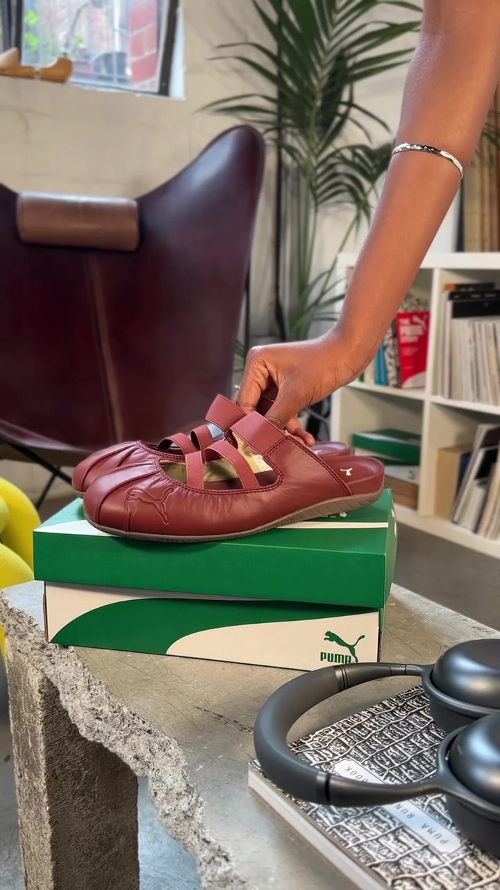 @Sneaker Freaker